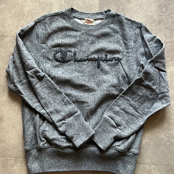 Men’s Champion Reverse Weave Script Sweatshirt. - Picture 1 of 6